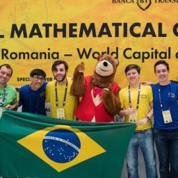 Brasileiros ganham medalhas em Olimpíada Internacional de Matemática