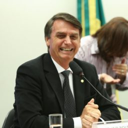 PSL oficializa candidatura de Bolsonaro a presidente neste domingo