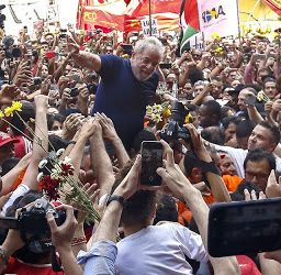 Rosa Weber rejeita pedido para declarar ex-presidente Lula inelegível