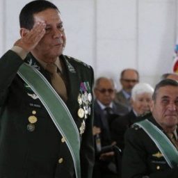 Bolsonaro terá general Hamilton Mourão como vice