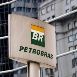 Petrobras aumenta o diesel em 13% e gasolina em 1,53% nas refinarias