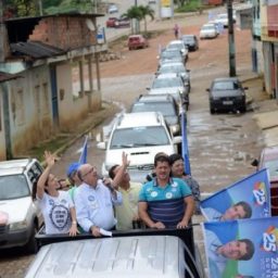 Zé Ronaldo critica condição de estradas em carreata no interior