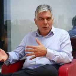 Facada foi decisiva para Bolsonaro, diz marqueteiro do PSDB