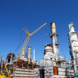 Produção de petróleo e gás natural cresce 8%, diz Petrobras
