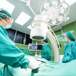 STJ condena plano de saúde que negou cirurgia emergencial a beneficiário