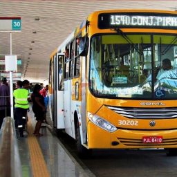 Ônibus terão horário e frota expandidos nesta segunda em Salvador; confira