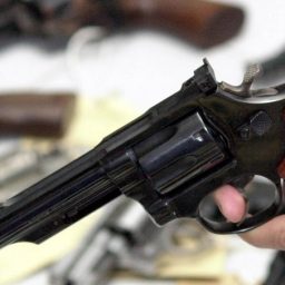 MP pode legalizar até 8 milhões de armas irregulares