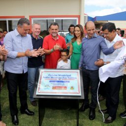 Estádio é entregue com novo gramado no município de Serrolândia
