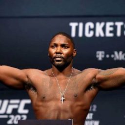 Anthony Johnson afirma que deixaria aposentadoria para lutar contra Jon Jones