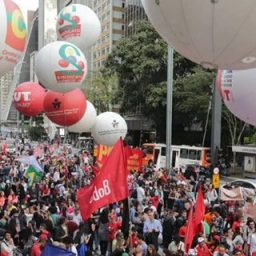 Centrais sindicais convocam greve contra reforma da Previdência