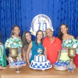 Gandu: Amigos e familiares se reúnem para comemorar aniversário de Sr. Dera