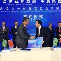 Na China, Rui assina acordo que prevê investimento de U$ 7 bilhões na Bahia