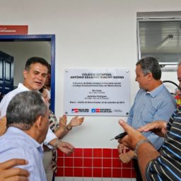 Rui entrega nova unidade escolar e fortalece agricultura familiar em Maraú