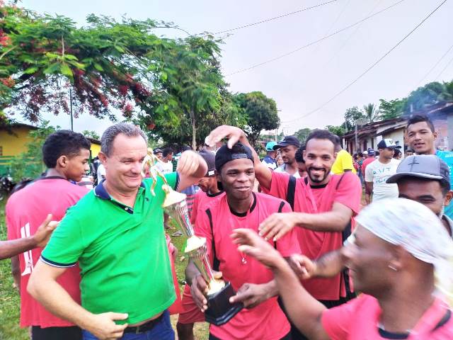 Teolância: Pré-candidato Dioney visita a região do Tropicália e Boqueirão