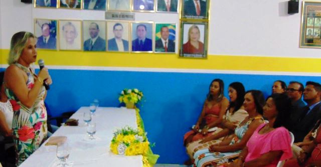 Professora Zana comemora avanços na educação municipal de Piraí do Norte