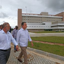 Bahia investe mais de R$ 500 milhões em obras na saúde