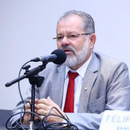 Marcelo Nilo: ‘Prorrogar mandatos de prefeitos e vereadores é autoritarismo’