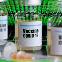 Rússia diz que terá vacina aprovada contra Covid-19 em duas semanas