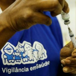 Governo destina R$ 2,3 bi para vacinas Covaxin e Sputnik V