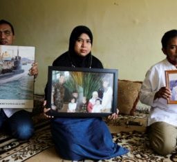 Indonésia encontrou submarino desaparecido com seus 53 tripulantes mortos