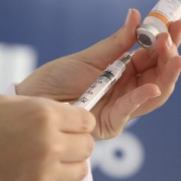 TRT de São Paulo confirma justa causa por recusa de vacinação contra a Covid-19