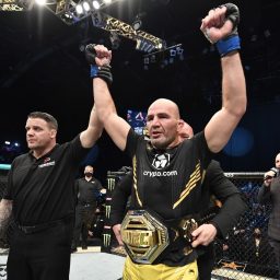 UFC 267: Glover Teixeira finaliza Jan Blachowicz e é campeão do Ultimate aos 42 anos