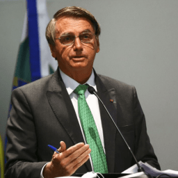 “Por mim não teria Carnaval”, revela Jair Bolsonaro