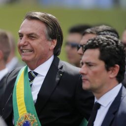 Bolsonaro volta a atacar Moro e diz que ex-juiz ‘não aguenta 10 segundos de debate’