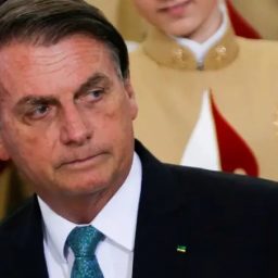 64% acham que Bolsonaro não merece se reeleger, diz EXAME/IDEIA