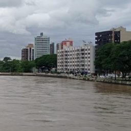 Prefeitura paga auxílio no valor de R$ 3 mil para famílias vítimas da enchente