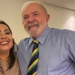 Após encontro com Lula, mãe de Gil do Vigor se filia ao PT