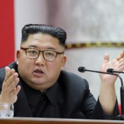 Coreia do Norte confirma disparo de míssil e diz estar pronta para confronto com os EUA