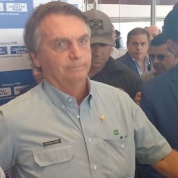 Em plano para novo governo, Bolsonaro defenderá privatizações e fundo contra pobreza