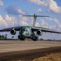 Avião da FAB fará o resgate de brasileiros na Polônia a partir de segunda-feira (7)