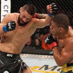 Durinho expõe fragilidades de Chimaev, mas é superado por pontos em verdadeira batalha no UFC 273