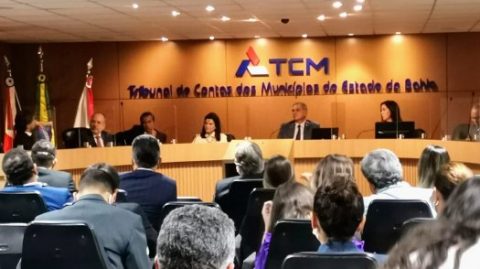 Parecer do TCM-BA determina fim do vínculo de servidor após aposentadoria