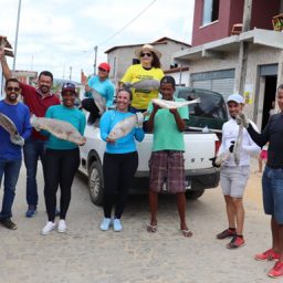 Prefeitura de Itagibá entrega 21 toneladas de peixe e kits alimentação na Semana Santa