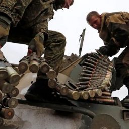 Rússia inicia ofensiva nas regiões de Donetsk e Luhansk