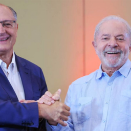 Alckmin apela a ‘demais forças políticas’ em lançamento de aliança com Lula