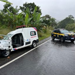 Motorista de ambulância de Ubatã e técnica de enfermagem morrem atropelados na BR-330