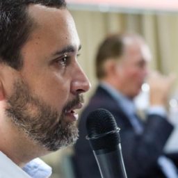 Presidente do PT Bahia critica possível candidatura de Cacá Leão ao Senado