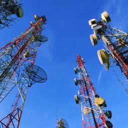 Anatel debate simplificação das regras de telecomunicações