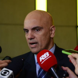 Moraes manda prender homem que falou em ‘caçar’ Lula, Freixo e ministros do STF