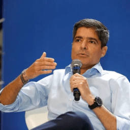 Após negligenciar em 2022, ACM Neto garante espaço na chapa para o interior em 2026