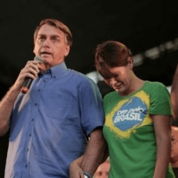 Bolsonaro não responde se passará faixa a sucessor em caso de derrota