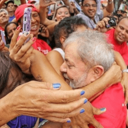 Ipec: Lula tem 55% dos votos válidos e Bolsonaro, 45%