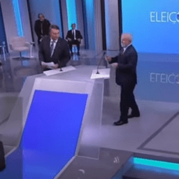 Lula e Bolsonaro trocam acusações e direitos de resposta marcam debate da Globo