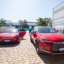 Maior fabricante de carros elétricos do mundo, BYD vai instalar três fábricas na Bahia
