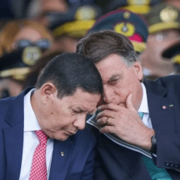 A última de Bolsonaro: entregar a Mourão missão de passar faixa a Lula