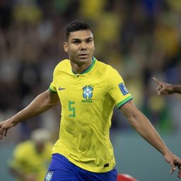 Brasil vence Suíça em jogo dramático e se classifica para as oitavas